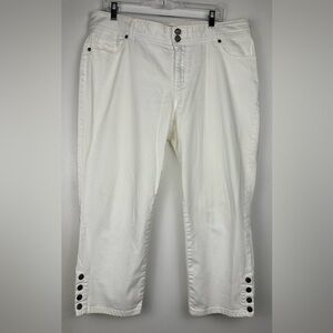 Chico’s Platinum Denim Crop Pants Size 2.5 White Button Hem Stretch Women’s
